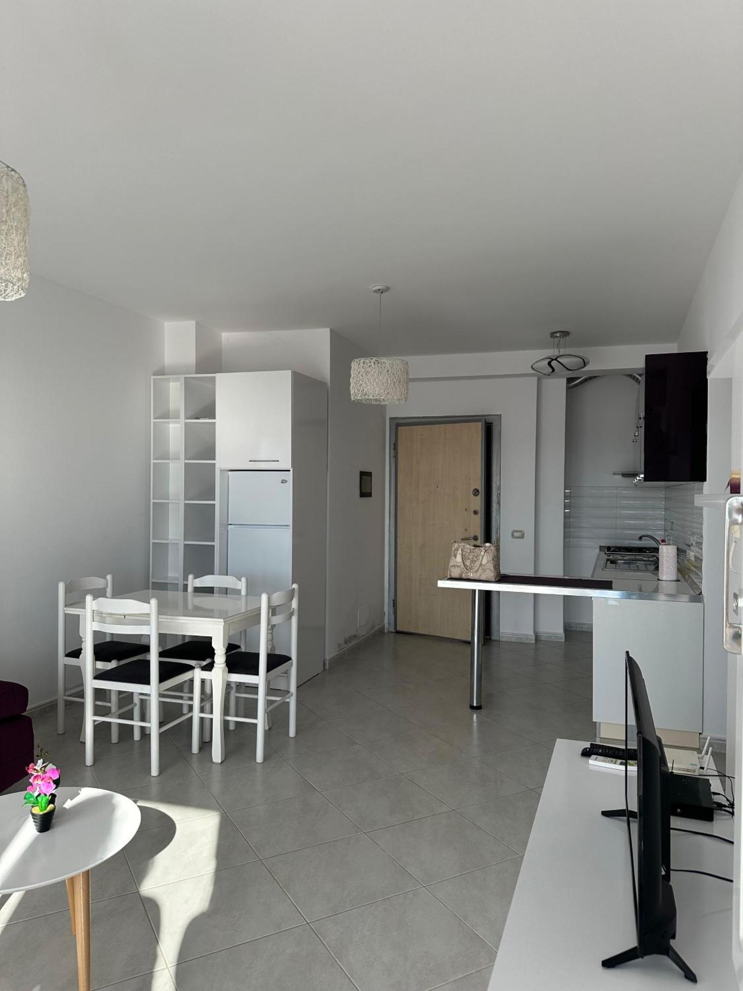 Sea View Apartment Vlorë Extérieur photo