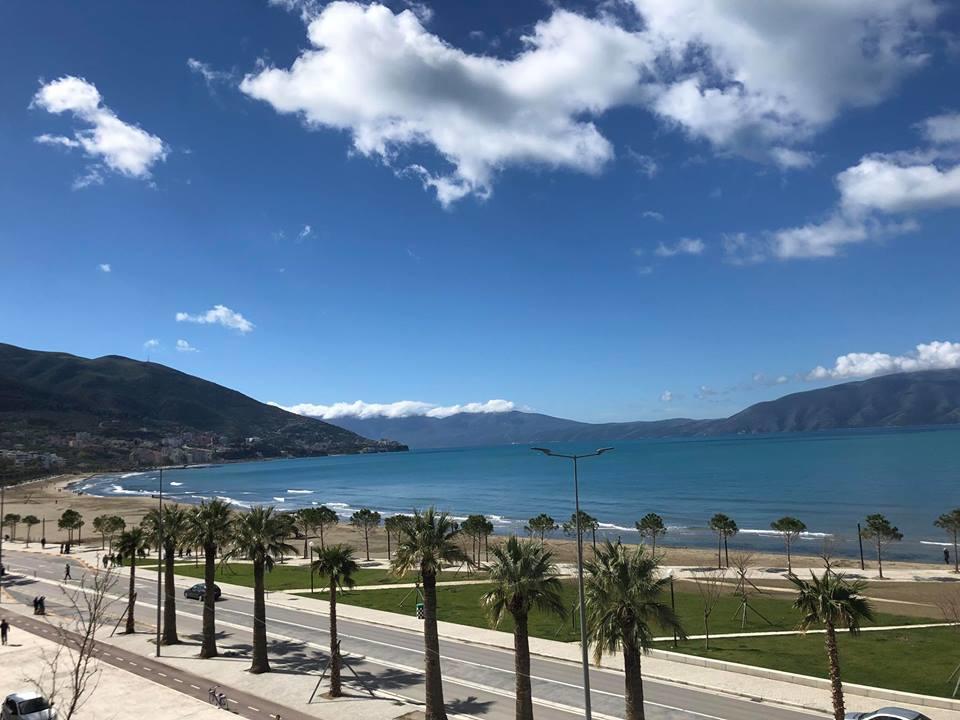 Sea View Apartment Vlorë Extérieur photo